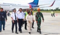 Pesawat Sriwijaya Air mendarat di Bandara Nabire