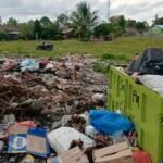 Sampah menumpuk di Bumiwonorejo